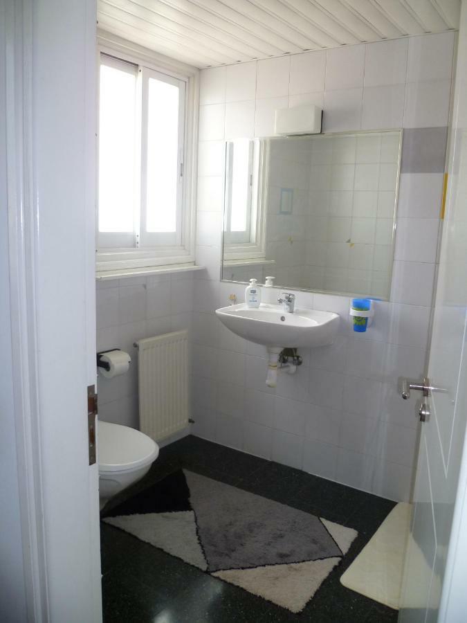 Double Room With Ensuite Bathroom At Datacom Building Никозия Екстериор снимка